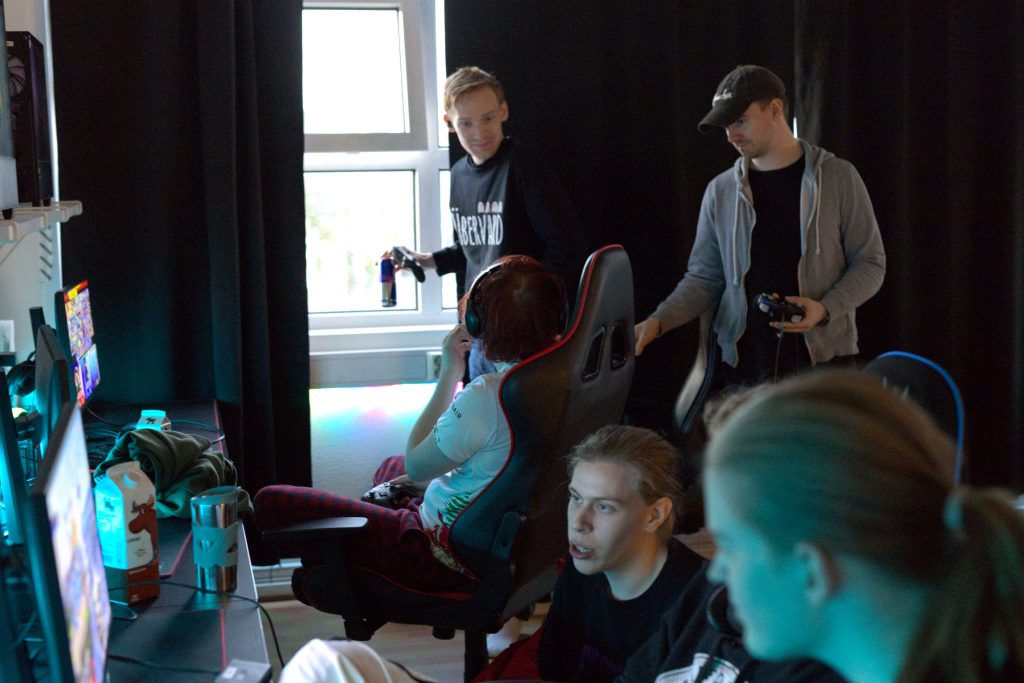 Players engrossed in a TUBA session at Bitfix HQ.